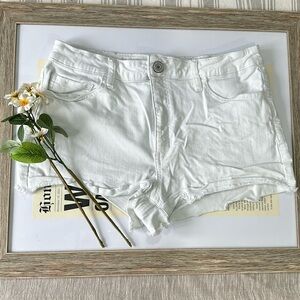 White high rise shortie short.
